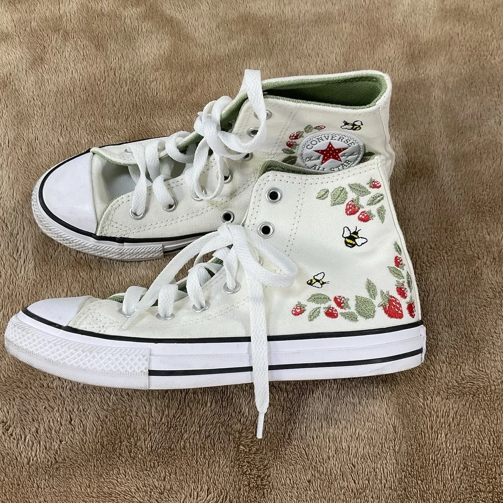 Converse All Star Bees and Berries High Top Trainers Limited Edition Youth US 2